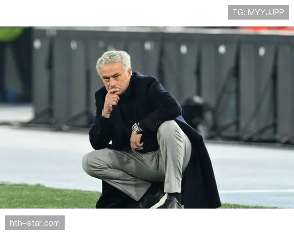 穆里尼奥压迫战术奏效，球队高强度逼抢令对手出现混乱