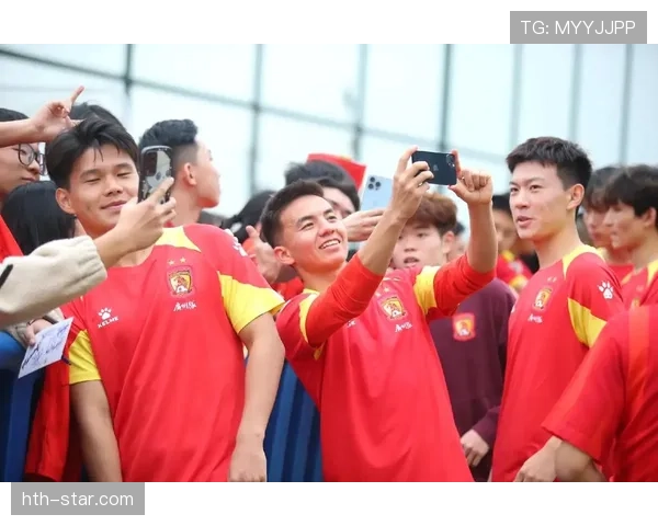 广州队亚冠决赛再创辉煌，强势表现引燃球迷期待