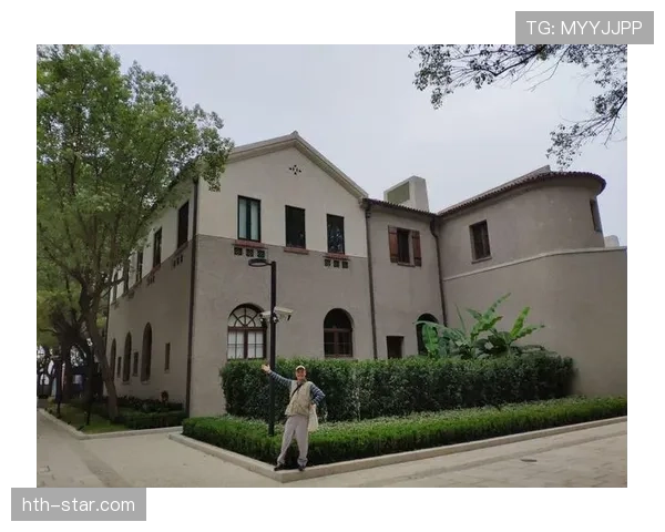 宁泽涛退役后住上海老洋房，每天五点起床练腹肌？